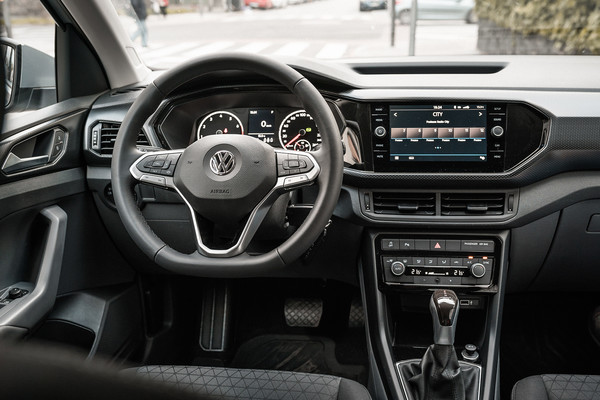 VW T-Cross: novi mali SUV stavi na praktičnost
