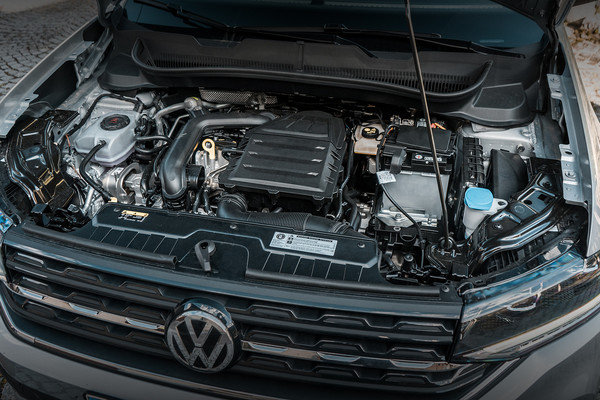 Volkswagen T-Cross bencinski TSI in dizelski TDI motorji